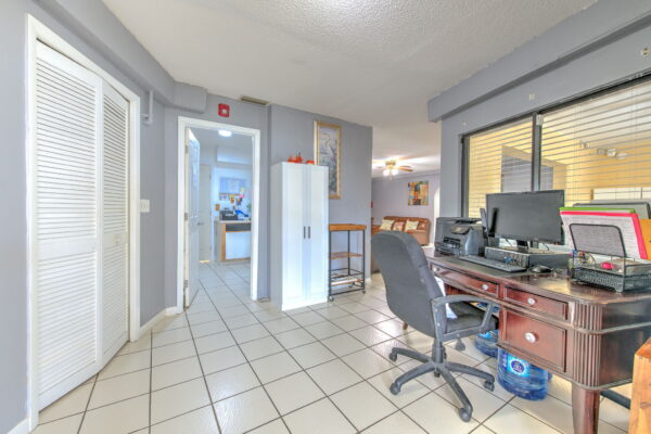 30-web-or-mls-Office Kitchen-6